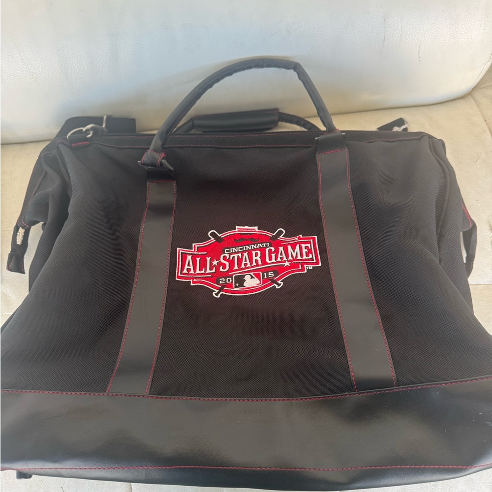 2015 MLB All Star Game Cincinnati VIP Duffel Bag Like New Without Tags